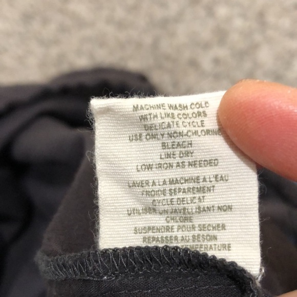 Free People Blouse Size Small Gray Floral Embroidered Appliqué - Picture 9 of 11